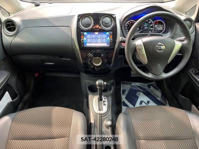 Nissan NOTE 2015-06 381223-1
