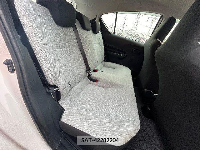 Toyota AQUA 2018-12 261683-3