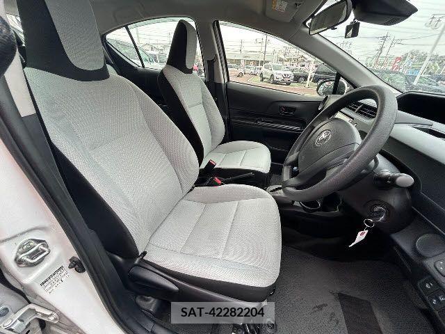 Toyota AQUA 2018-12 261683-9