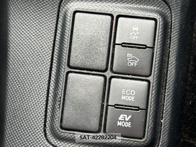 Toyota AQUA 2018-12 261683-10