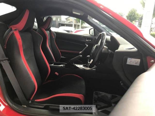 Toyota 86 2017-02 347918-9