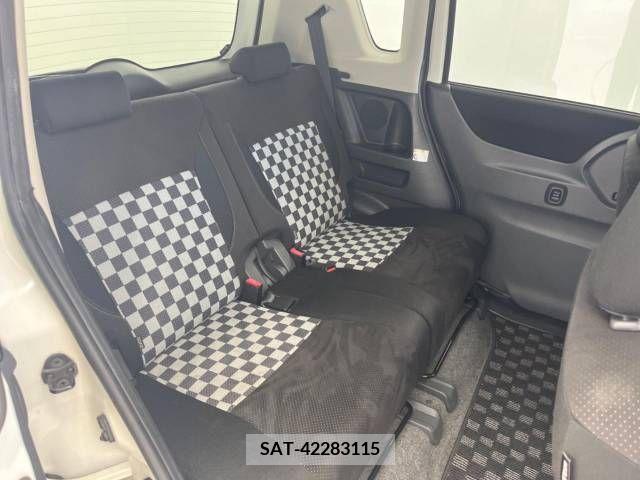 Suzuki SOLIO 2012-04 368405-9