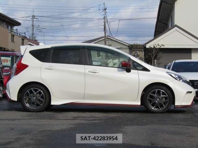 Nissan NOTE 2015-01 215968-3