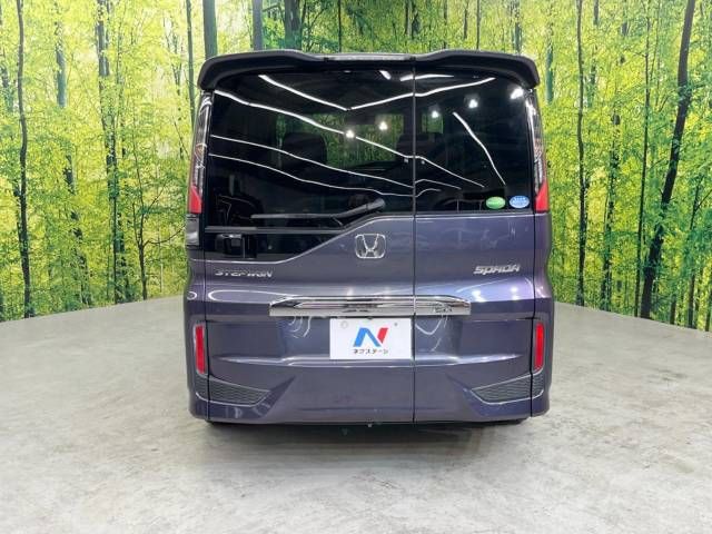 Honda e 2015-06 18809-15
