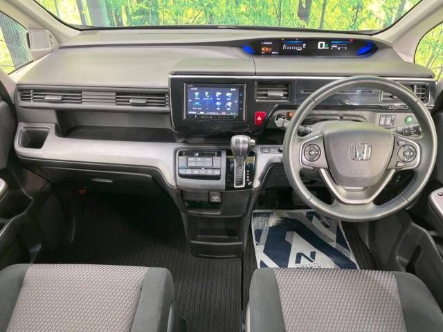 Honda e 2015-06 18809-1