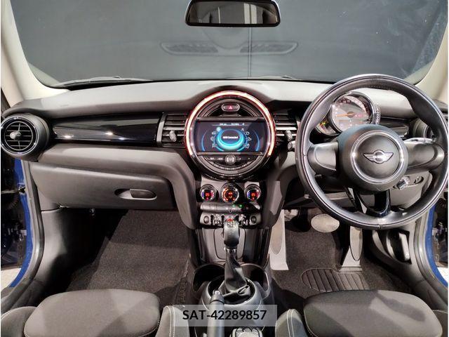 Bmw MINI 2017-06 223364-1