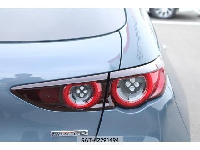 Mazda MAZDA3 2021-02 301061-8