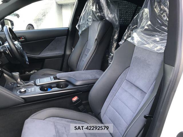 Lexus IS 2022-03 224754-26