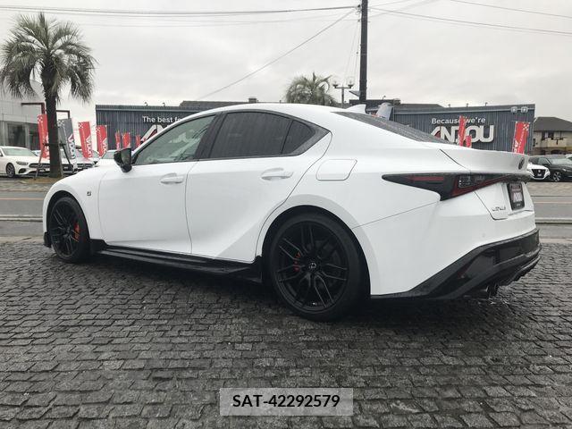Lexus IS 2022-03 224754-3