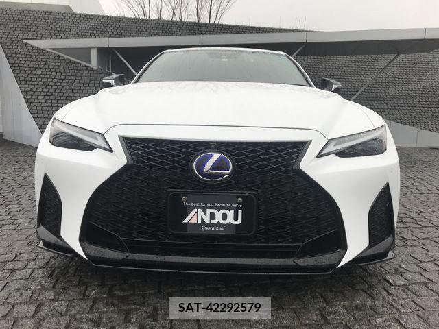 Lexus IS 2022-03 224754-5