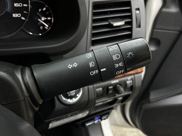 Subaru LEGACY 2010-09 21586-13