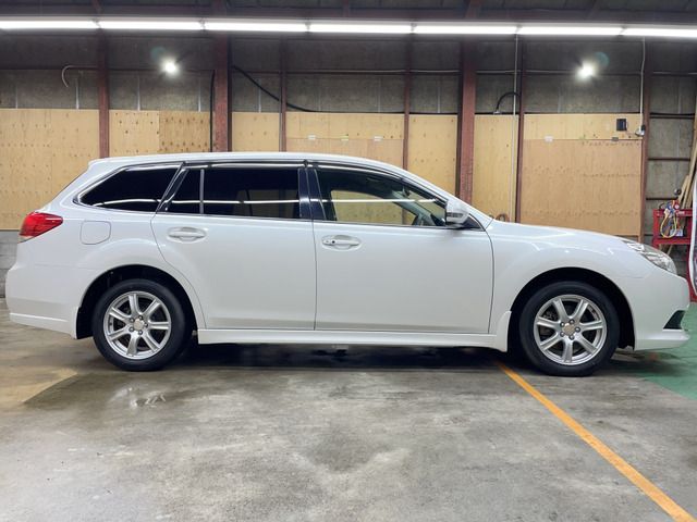 Subaru LEGACY 2010-09 21586-7
