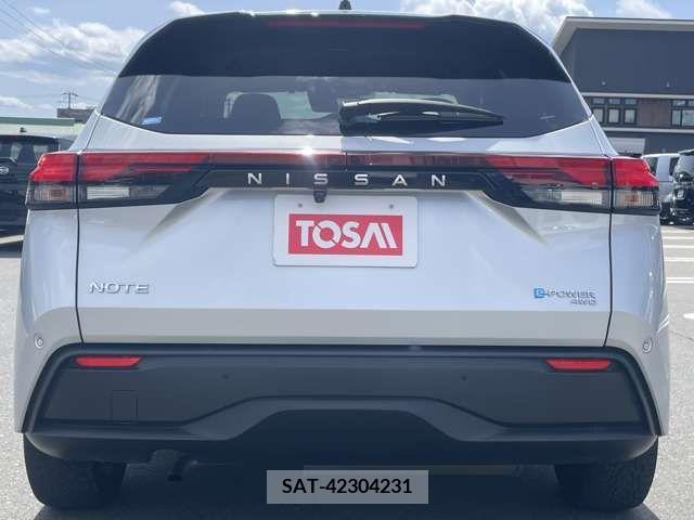 Nissan NOTE 2022-03 232408-9
