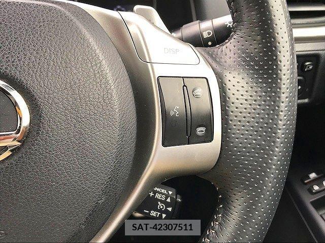 Lexus CT 2011-09 353911-11