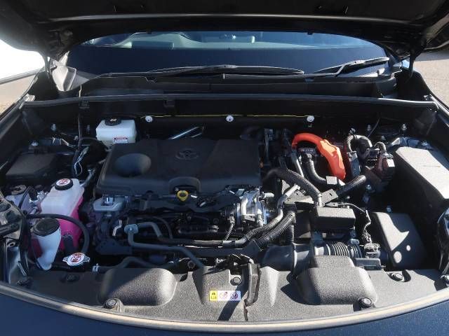 Toyota HARRIER HYBRID 2021-12 194669-18