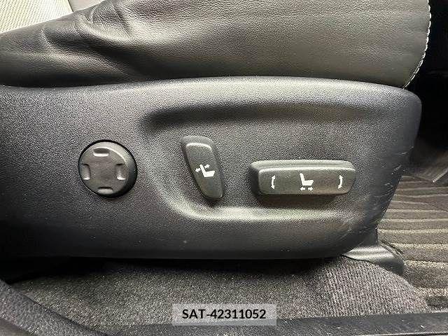Toyota HARRIER 2015-02 321780-9
