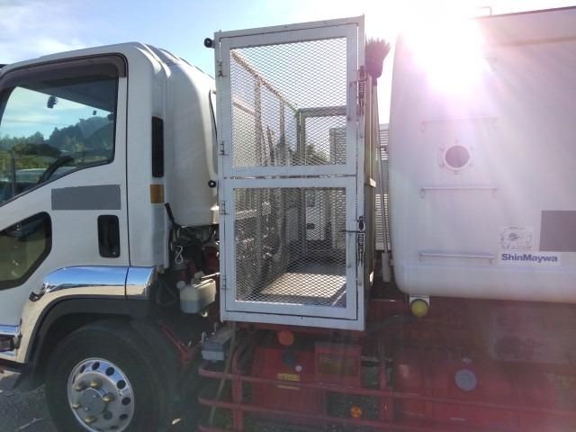 MITSUBISHI FUSO Fighter 2016-08 181887-10
