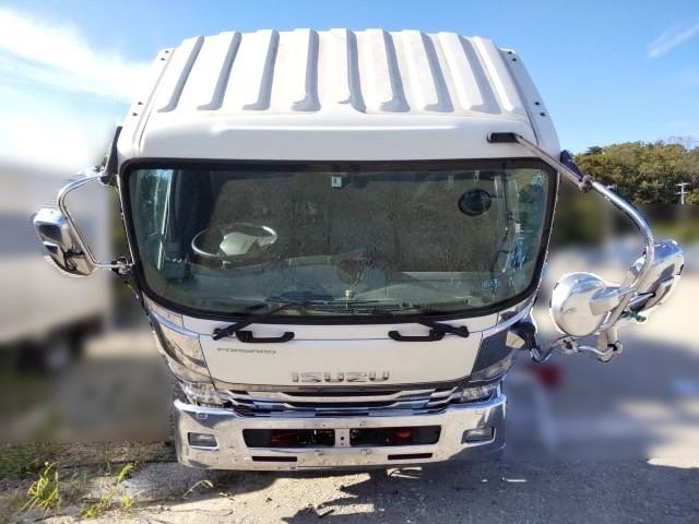MITSUBISHI FUSO Fighter 2016-08 181887-9