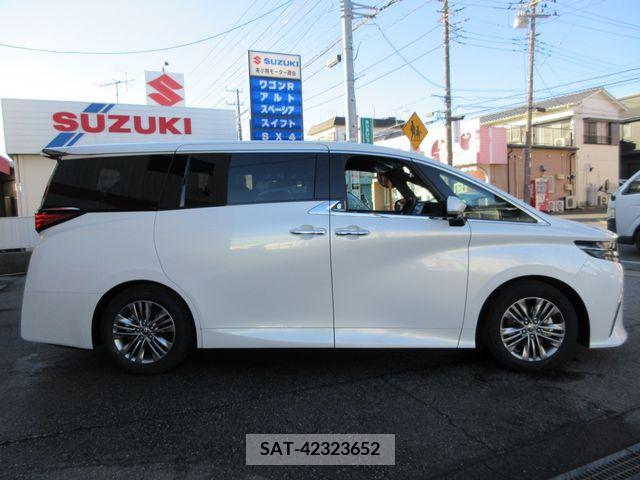 Toyota ALPHARD 2023-08 221409-7
