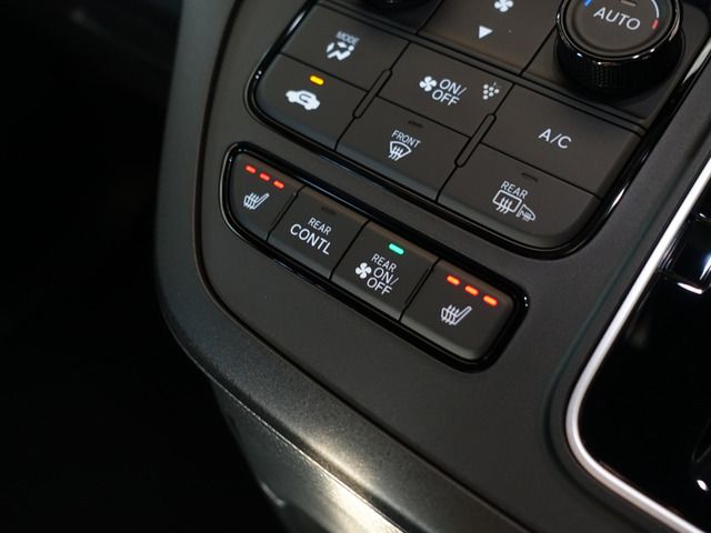 Honda e 2023-10 26771-4