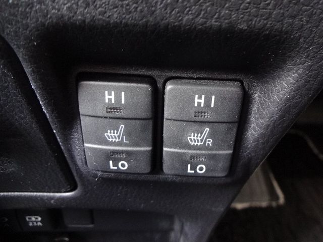 Toyota VOXY HYBRID 2019-08 189416-14