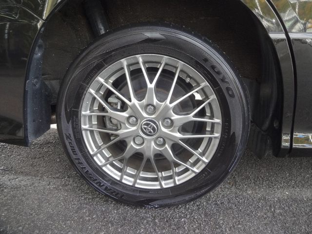 Toyota VOXY HYBRID 2019-08 189416-27