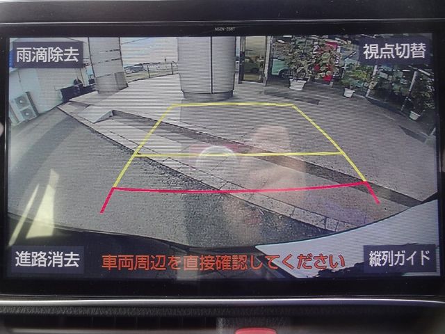 Toyota VOXY HYBRID 2019-08 189416-11
