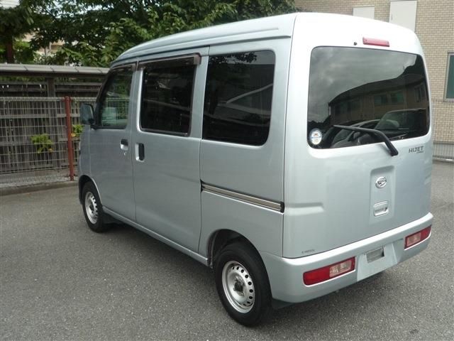 Daihatsu HIJET CARGO 2017-08 24698-4