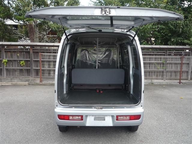 Daihatsu HIJET CARGO 2017-08 24698-10