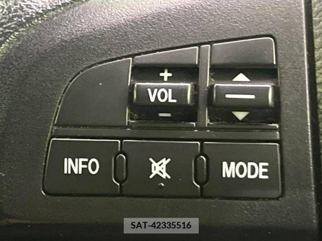 Mazda PREMACY 2011-05 379434-4