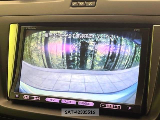 Mazda PREMACY 2011-05 379434-2