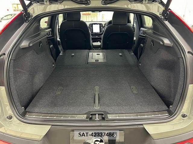 Volvo C40 2022-06 324836-10