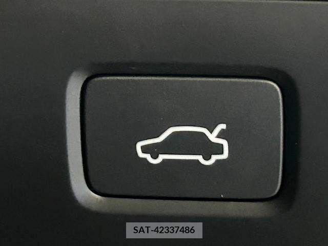 Volvo C40 2022-06 324836-7