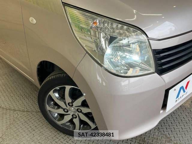 Nissan ROOX 2011-03 253917-12