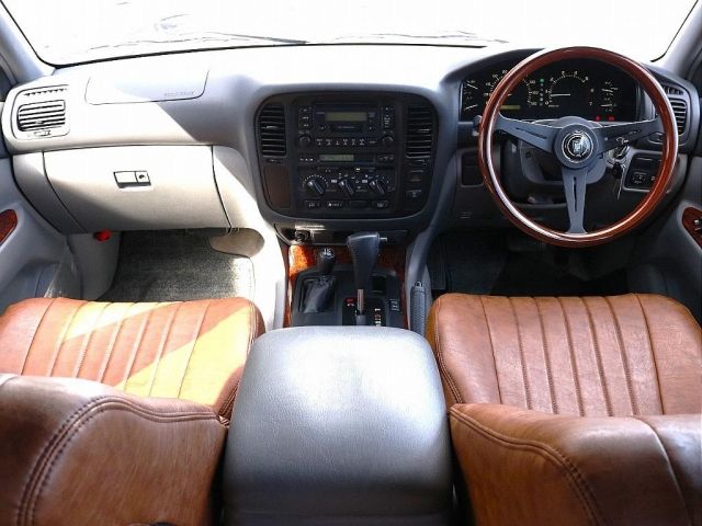 Toyota LAND CRUISER 2002-01 16705-1