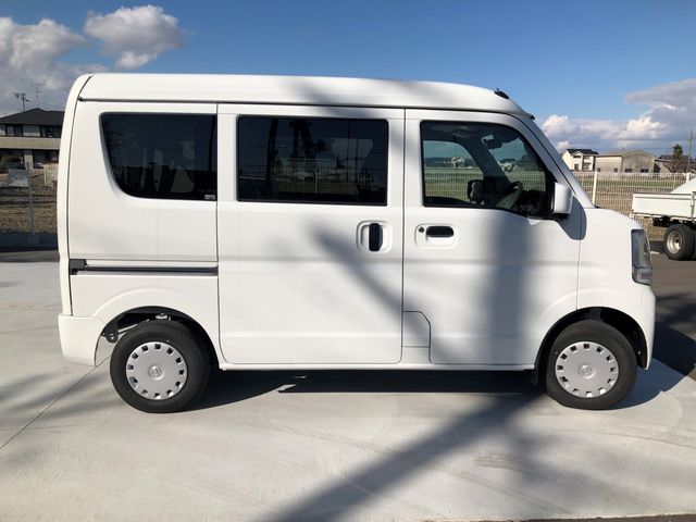 Nissan CLIPPER 2022-05 858-12