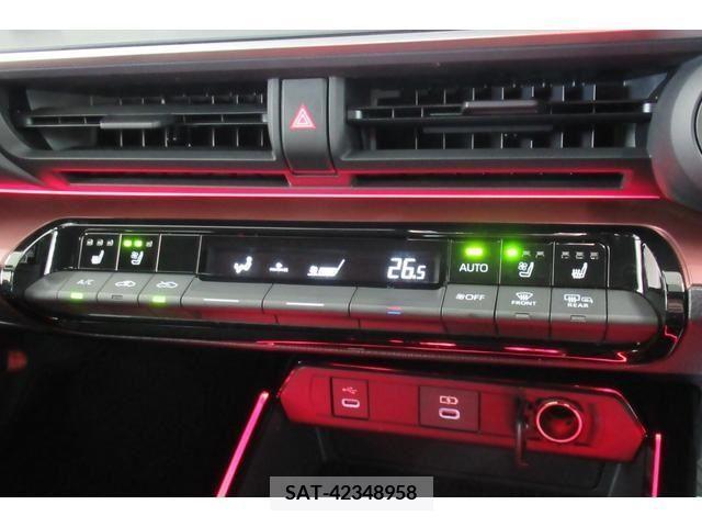 Toyota PRIUS 2023-12 282416-19