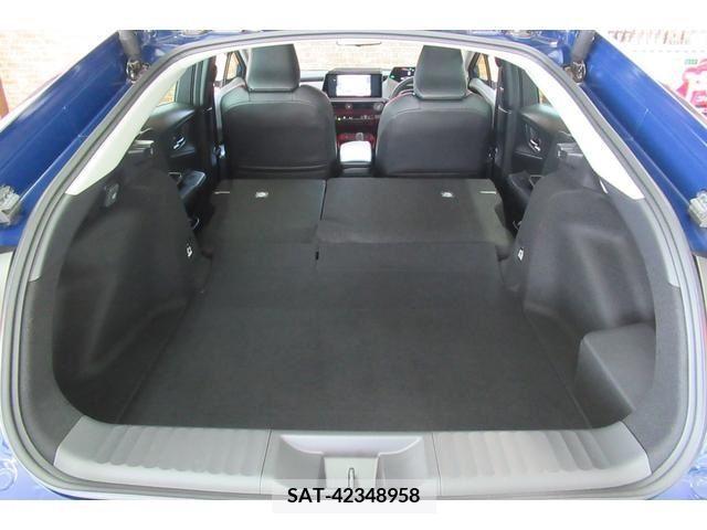 Toyota PRIUS 2023-12 282416-11