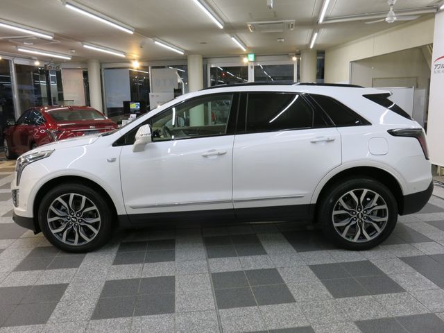 Cadillac XT5 2023-02 24948-17