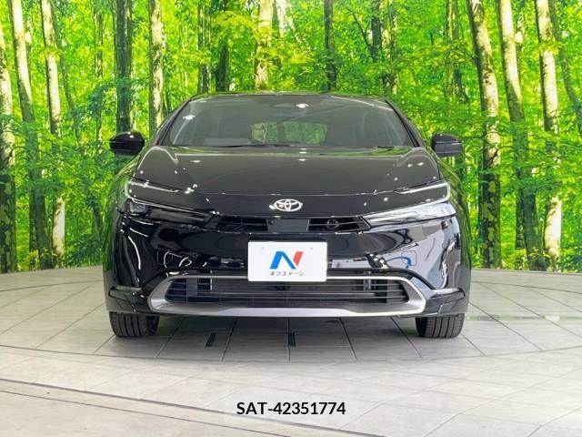 Toyota PRIUS 2023-07 366594-13