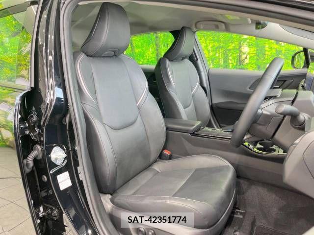 Toyota PRIUS 2023-07 366594-7