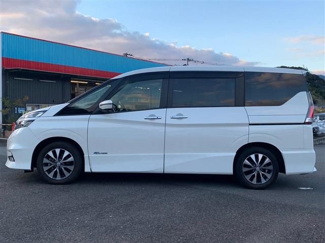 Nissan SERENA 2017-08 180954-9