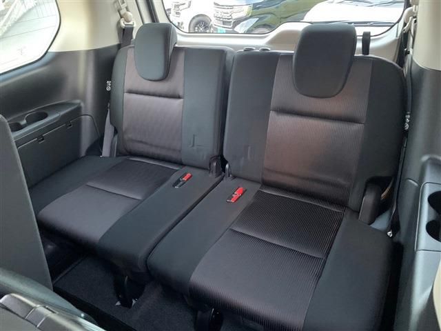 Nissan SERENA 2017-08 180954-4
