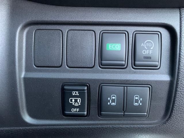 Nissan SERENA 2017-08 180954-22