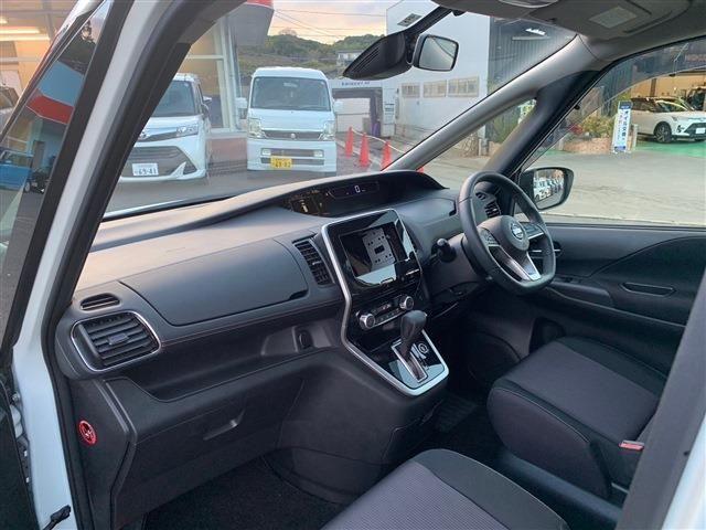 Nissan SERENA 2017-08 180954-18