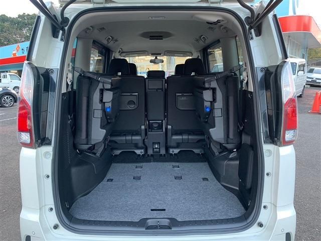 Nissan SERENA 2017-08 180954-6