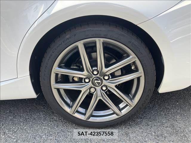 Lexus IS 2013-06 275455-21