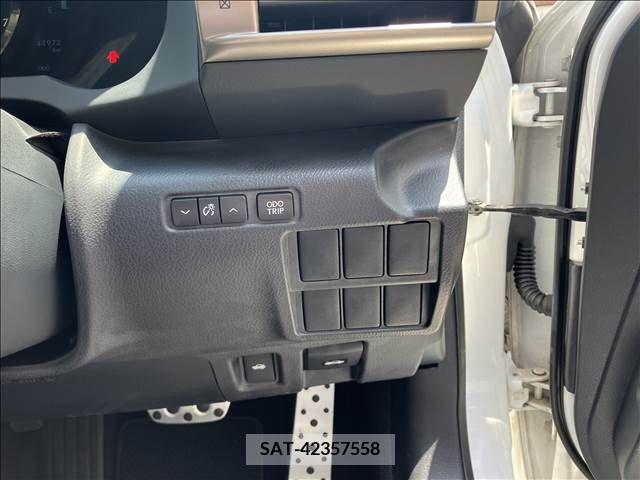Lexus IS 2013-06 275455-27