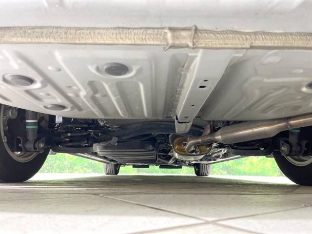 Toyota ESQUIRE 2016-05 184716-19