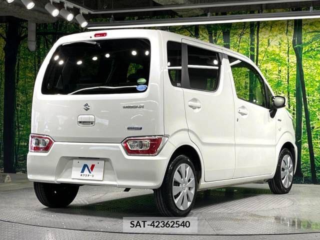 Suzuki WAGON R 2017-10 370940-17